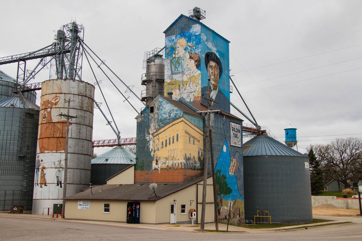 Good Thunder Mural
